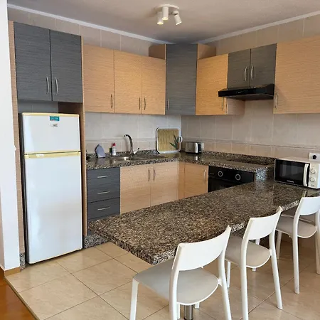 662 - Garden - 1 Bedroom With Terrace Lejlighed