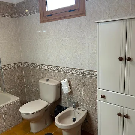 662 - Garden - 1 Bedroom With Terrace אדחה